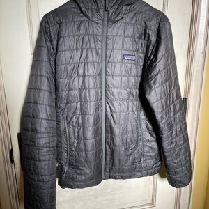 Patagonia Men's Nano Puff Jacket Small Grey